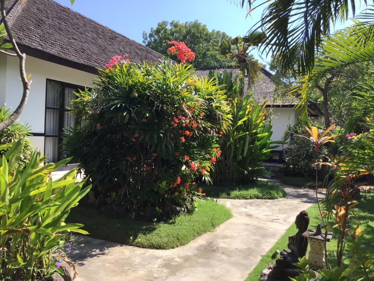 Taman Dewi Sri Villa Et Bungalow Pemuteran Eksteriør bilde