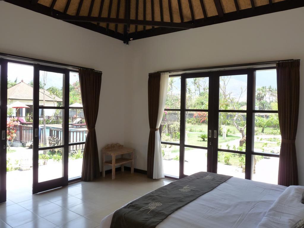 Taman Dewi Sri Villa Et Bungalow Pemuteran Rom bilde