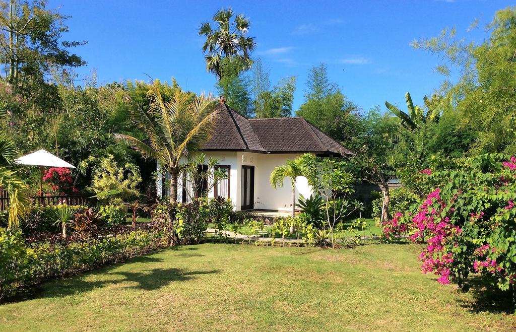 Taman Dewi Sri Villa Et Bungalow Pemuteran Eksteriør bilde