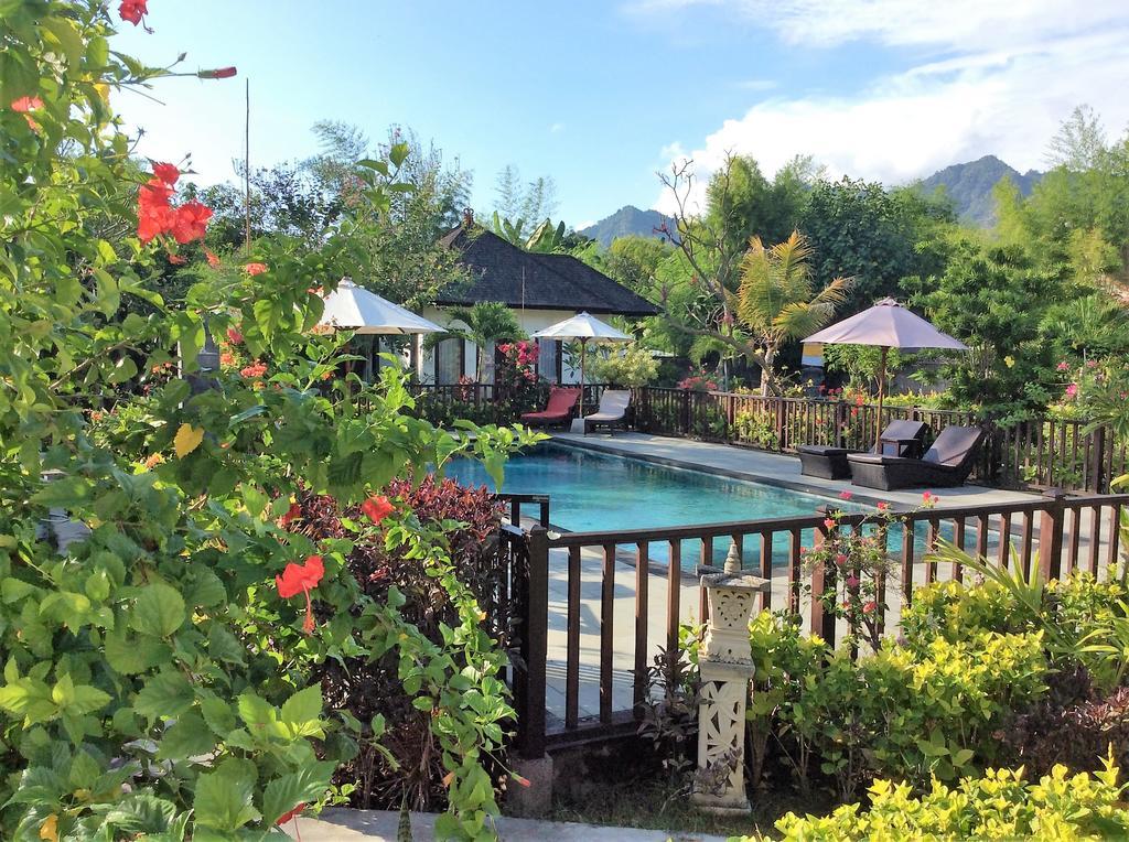 Taman Dewi Sri Villa Et Bungalow Pemuteran Eksteriør bilde