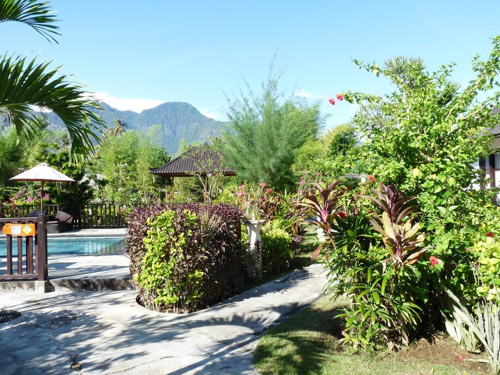 Taman Dewi Sri Villa Et Bungalow Pemuteran Eksteriør bilde
