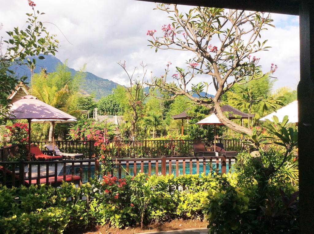 Taman Dewi Sri Villa Et Bungalow Pemuteran Eksteriør bilde